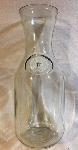 Large clear glass caraffe - large,