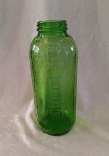 Vintage green glass juice - green,