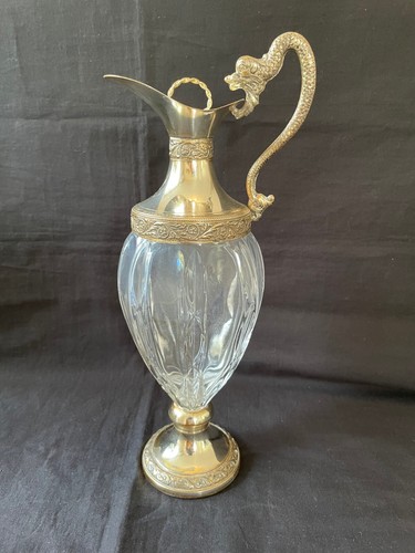 Caraffe button distillery - -,